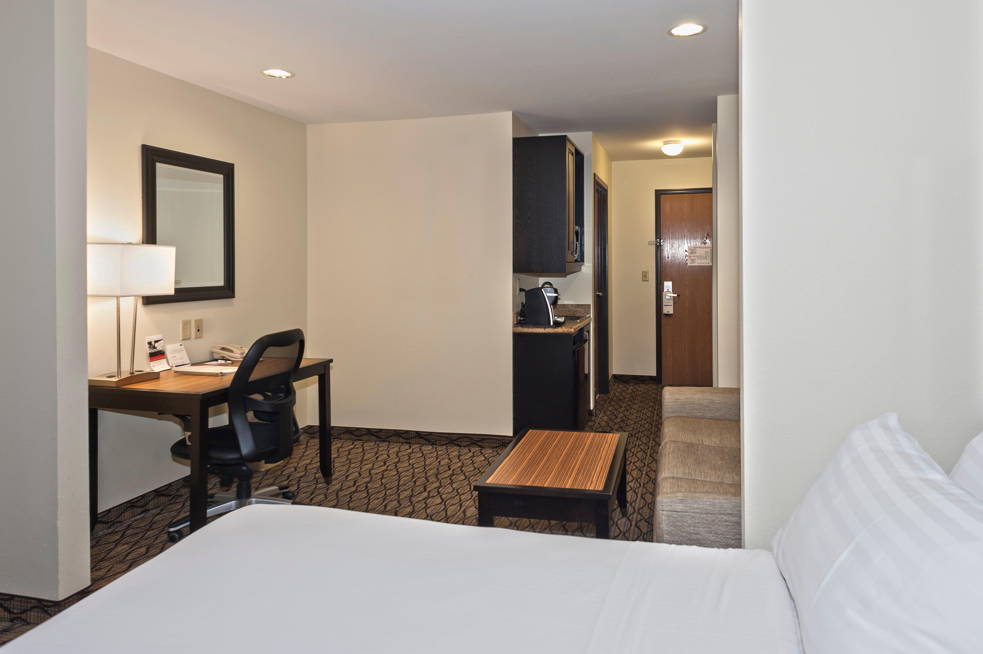 Holiday Inn Express Hotel & Suites Chanhassen By Ihg Ngoại thất bức ảnh