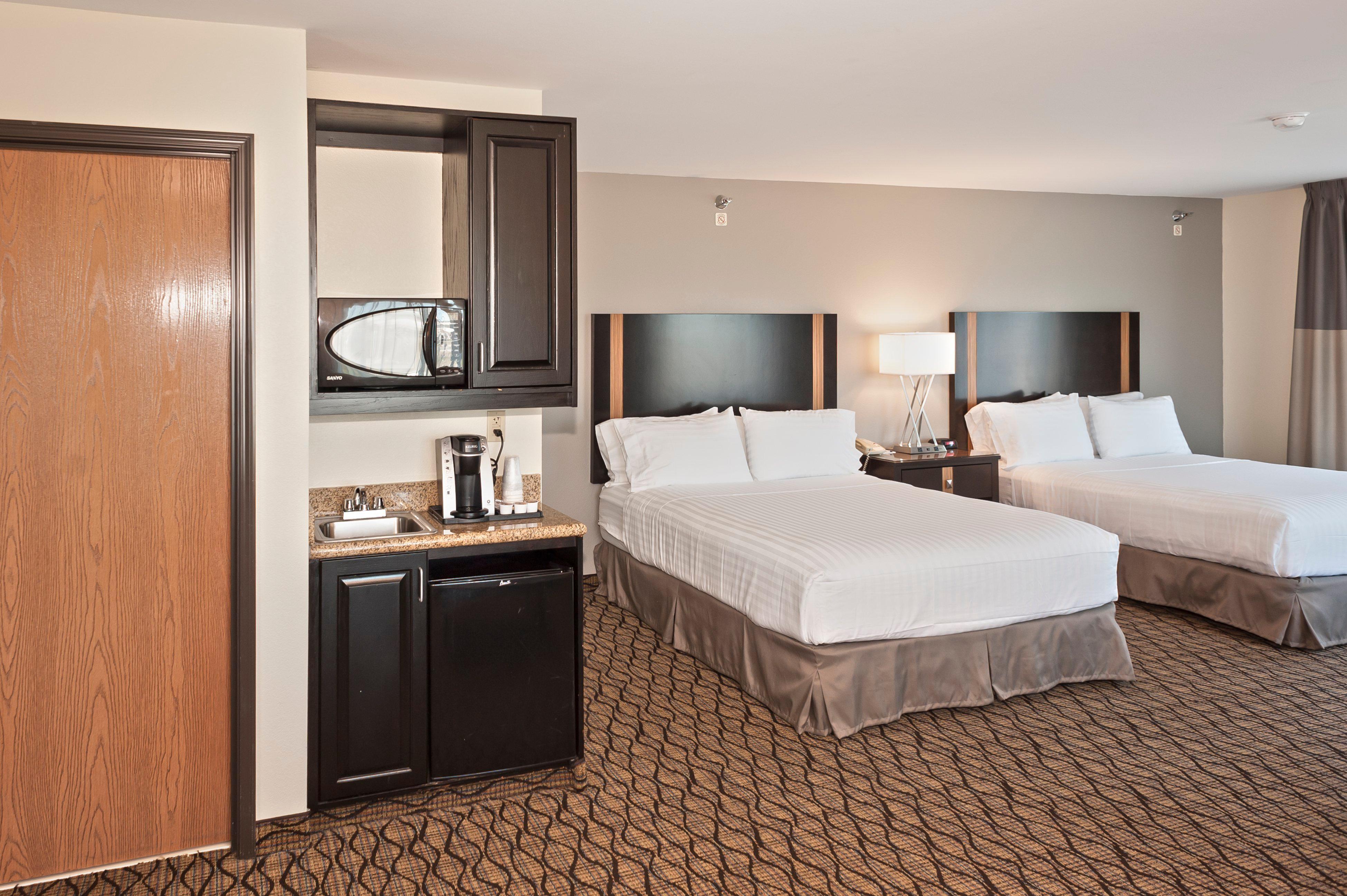 Holiday Inn Express Hotel & Suites Chanhassen By Ihg Ngoại thất bức ảnh