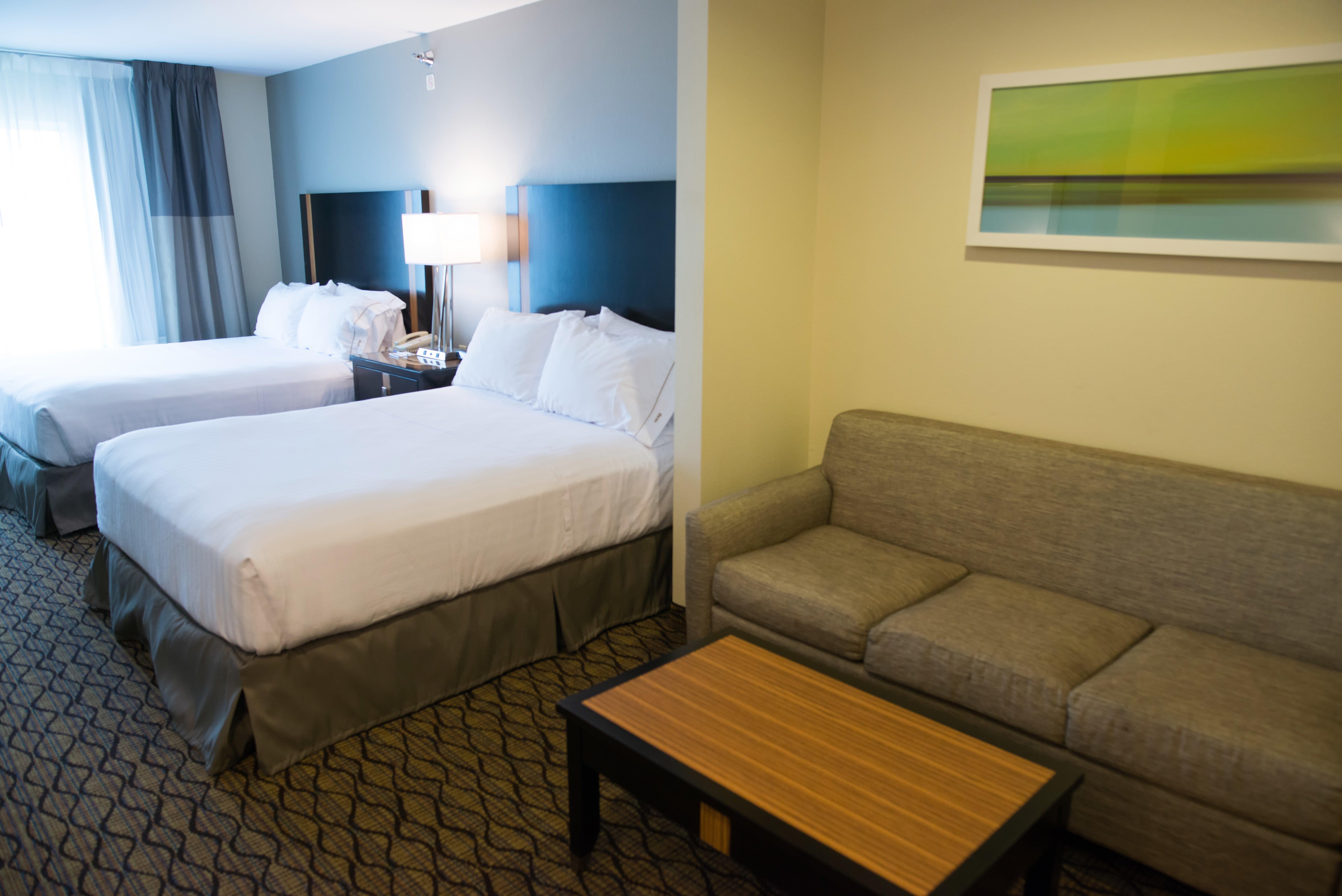 Holiday Inn Express Hotel & Suites Chanhassen By Ihg Ngoại thất bức ảnh