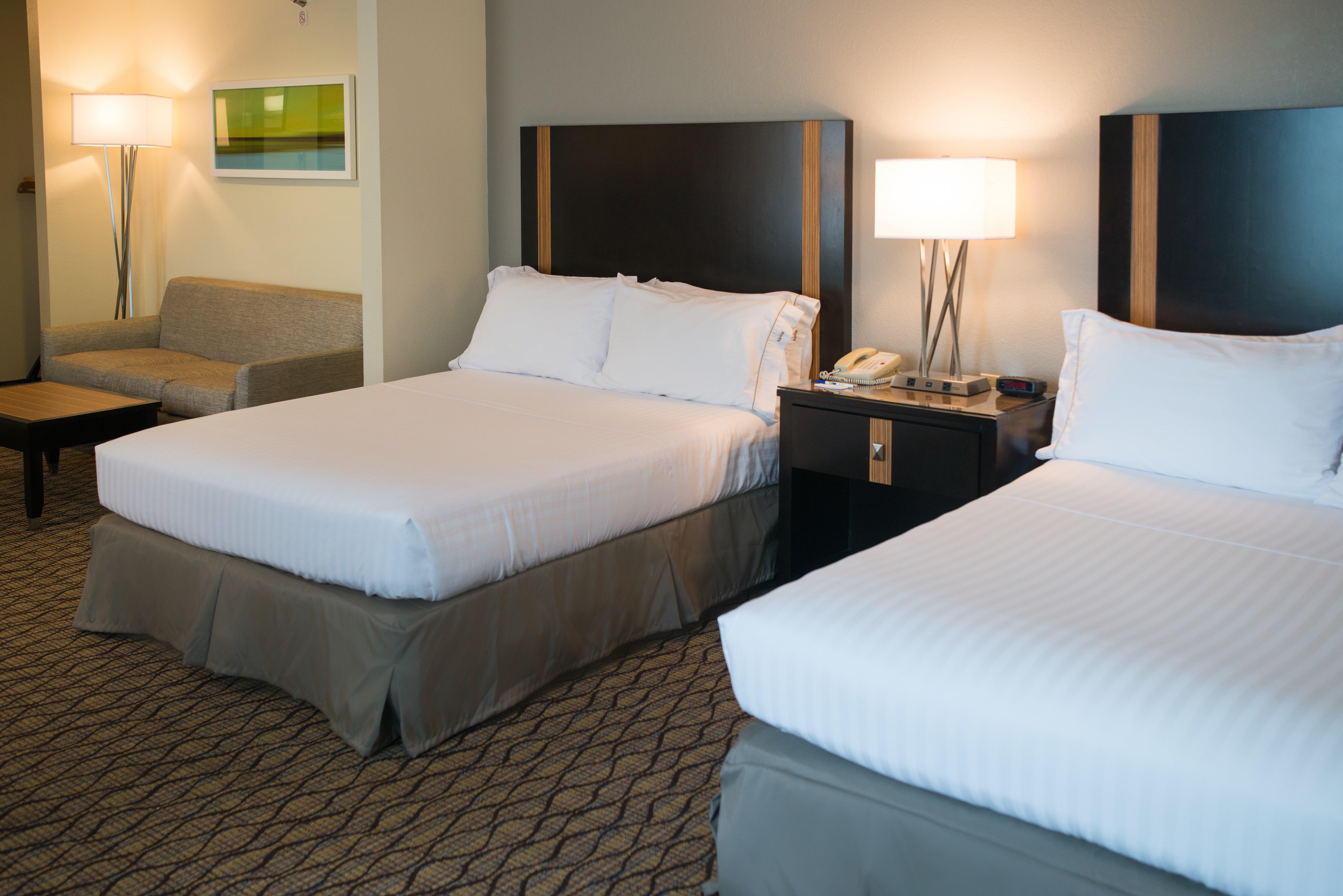 Holiday Inn Express Hotel & Suites Chanhassen By Ihg Ngoại thất bức ảnh