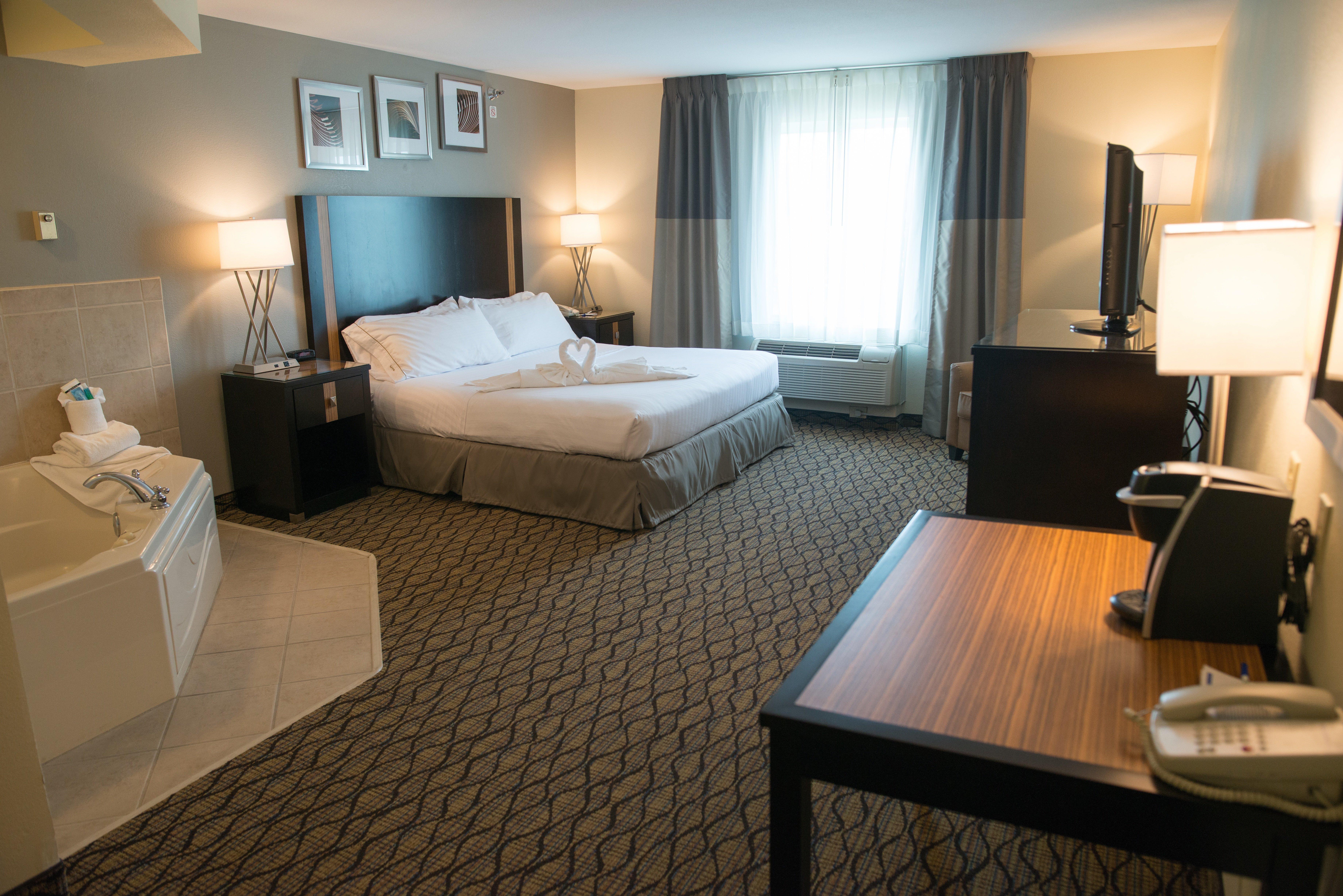 Holiday Inn Express Hotel & Suites Chanhassen By Ihg Ngoại thất bức ảnh
