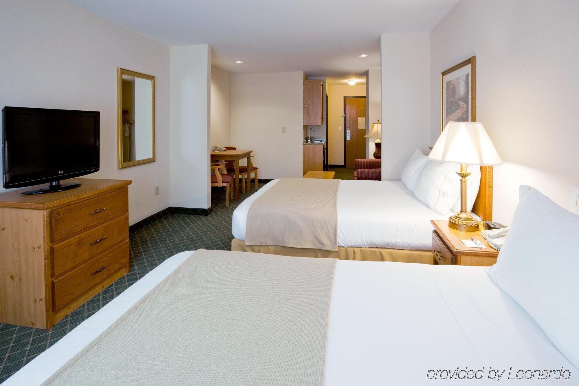 Holiday Inn Express Hotel & Suites Chanhassen By Ihg Phòng bức ảnh